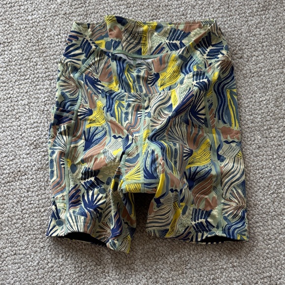 Patagonia Pants - Multicolor Patagonia Women's bike Shorts